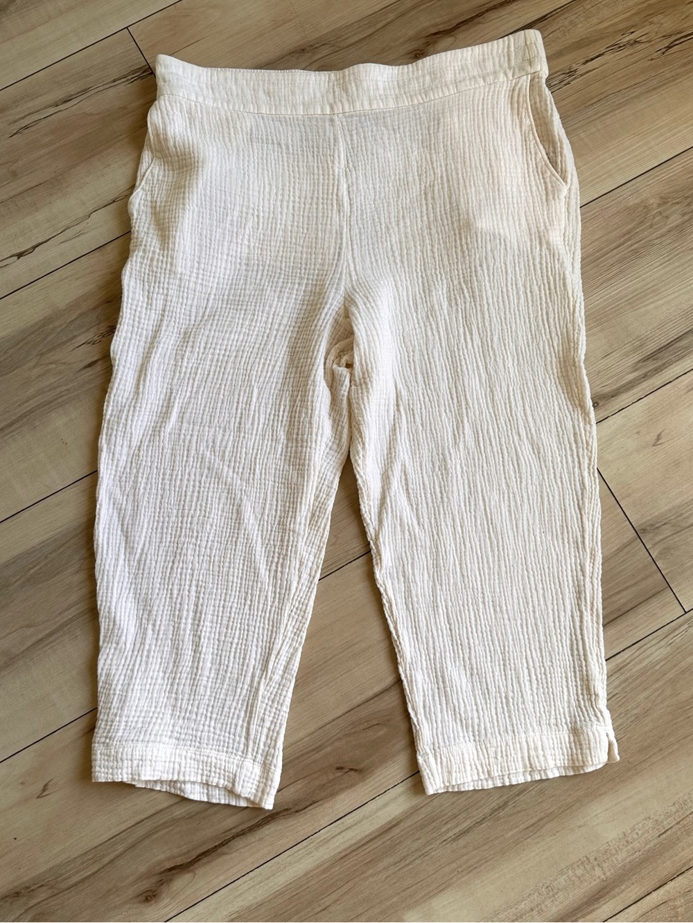 Soft Surroundings Ivory Gauze Capri Pants PXL